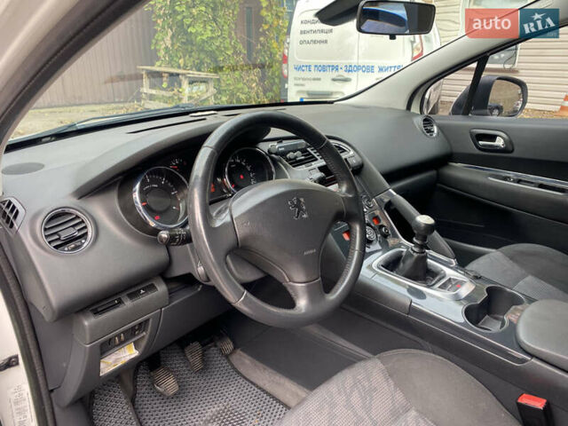 Пежо 3008 2011 в Киеве на Automoto.ua Белый Пежо 3008, объемом двигателя 1.6 л и пробегом 274 тыс. км за 7800 $, фото 7 на Automoto.ua