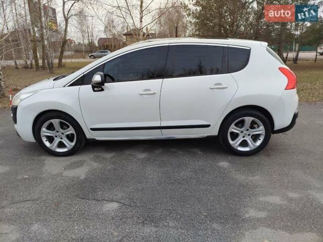 Белый Пежо 3008, объемом двигателя 1.6 л и пробегом 237 тыс. км за 8900 $, фото 3 на Automoto.ua