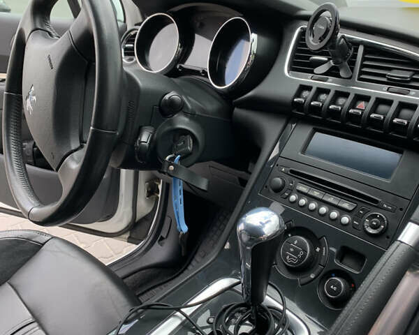 Білий Пежо 3008, об'ємом двигуна 1.6 л та пробігом 194 тис. км за 11000 $, фото 22 на Automoto.ua