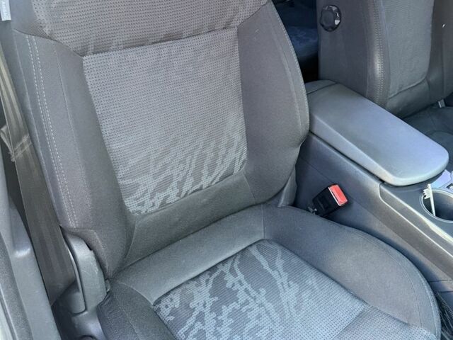 Белый Пежо 3008, объемом двигателя 1.6 л и пробегом 198 тыс. км за 9000 $, фото 12 на Automoto.ua