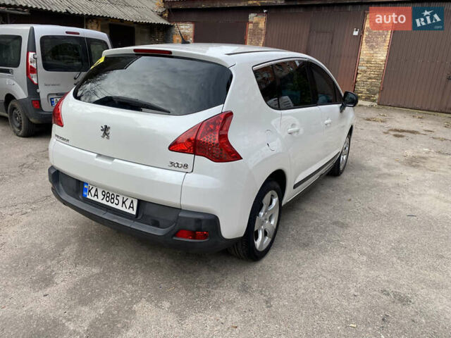 Пежо 3008 2011 в Киеве на Automoto.ua Белый Пежо 3008, объемом двигателя 1.6 л и пробегом 274 тыс. км за 7800 $, фото 4 на Automoto.ua