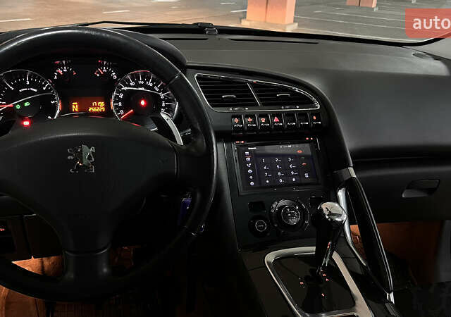 Пежо 3008 2011 в Киеве на Automoto.ua Белый Пежо 3008, объемом двигателя 1.56 л и пробегом 256 тыс. км за 8300 $, фото 9 на Automoto.ua