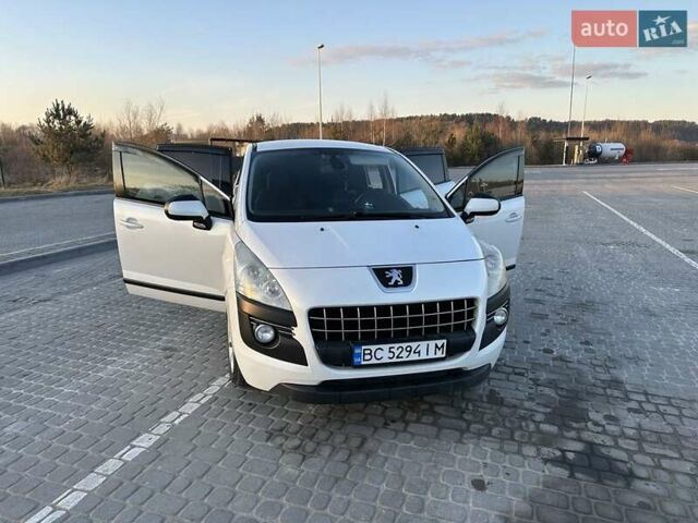 Белый Пежо 3008, объемом двигателя 1.6 л и пробегом 297 тыс. км за 8800 $, фото 7 на Automoto.ua