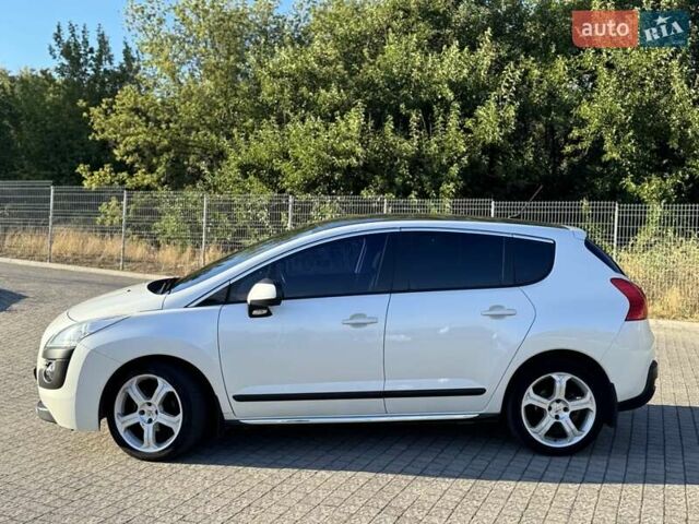 Белый Пежо 3008, объемом двигателя 1.56 л и пробегом 187 тыс. км за 9100 $, фото 8 на Automoto.ua