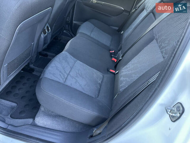 Білий Пежо 3008, об'ємом двигуна 1.6 л та пробігом 215 тис. км за 8950 $, фото 8 на Automoto.ua