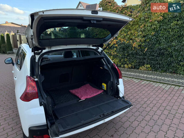 Пежо 3008 2011 в Черновцах на Automoto.ua Белый Пежо 3008, объемом двигателя 2 л и пробегом 256 тыс. км за 9550 $, фото 11 на Automoto.ua