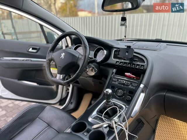 Белый Пежо 3008, объемом двигателя 1.6 л и пробегом 191 тыс. км за 8200 $, фото 4 на Automoto.ua