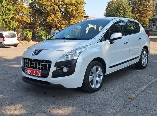 Белый Пежо 3008, объемом двигателя 0 л и пробегом 226 тыс. км за 9500 $, фото 2 на Automoto.ua