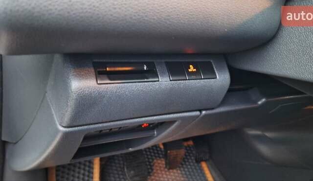 Белый Пежо 3008, объемом двигателя 1.6 л и пробегом 226 тыс. км за 8999 $, фото 117 на Automoto.ua