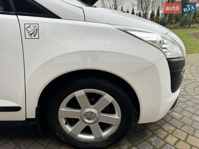 Білий Пежо 3008, об'ємом двигуна 1.6 л та пробігом 205 тис. км за 6750 $, фото 45 на Automoto.ua