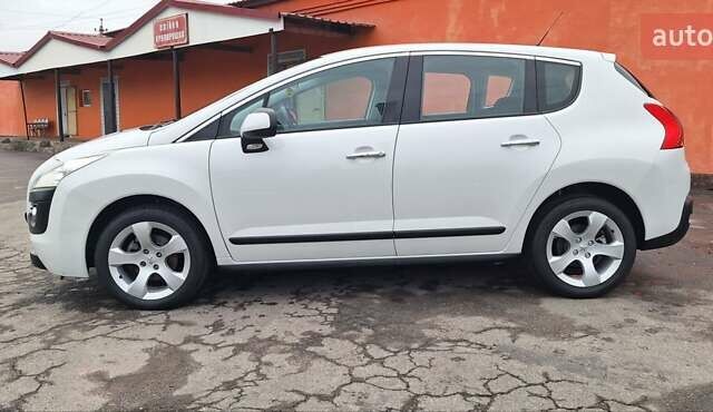 Белый Пежо 3008, объемом двигателя 1.6 л и пробегом 226 тыс. км за 8999 $, фото 3 на Automoto.ua