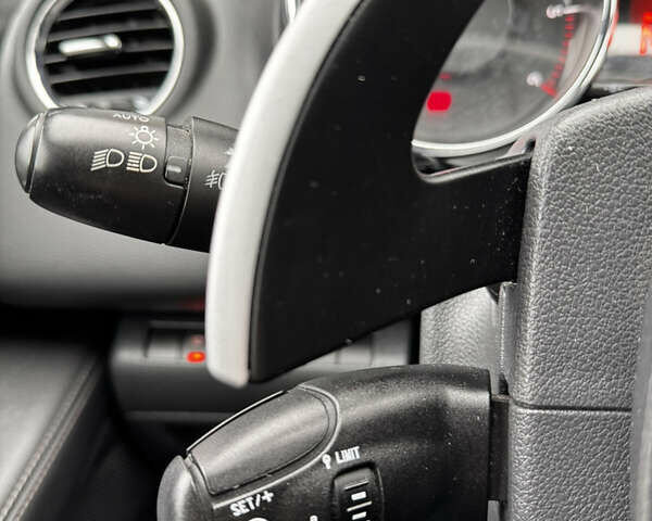 Белый Пежо 3008, объемом двигателя 1.6 л и пробегом 296 тыс. км за 7600 $, фото 28 на Automoto.ua