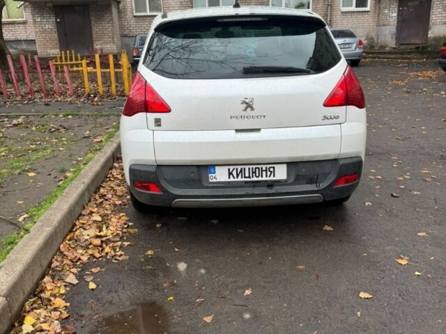 Белый Пежо 3008, объемом двигателя 2 л и пробегом 300 тыс. км за 9400 $, фото 2 на Automoto.ua