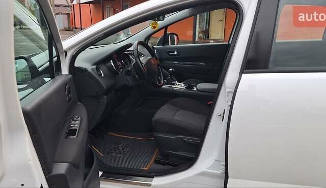 Белый Пежо 3008, объемом двигателя 1.6 л и пробегом 226 тыс. км за 8999 $, фото 10 на Automoto.ua