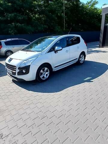 Белый Пежо 3008, объемом двигателя 1.56 л и пробегом 212 тыс. км за 10300 $, фото 2 на Automoto.ua