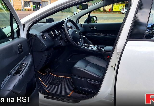 Білий Пежо 3008, об'ємом двигуна 2 л та пробігом 193 тис. км за 11900 $, фото 5 на Automoto.ua