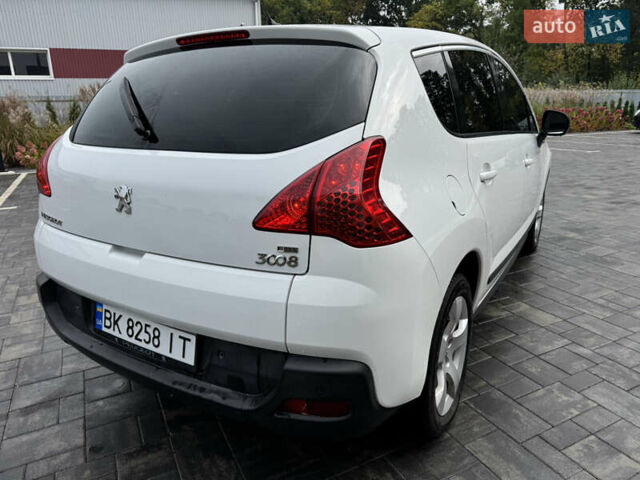 Белый Пежо 3008, объемом двигателя 1.56 л и пробегом 168 тыс. км за 8800 $, фото 6 на Automoto.ua