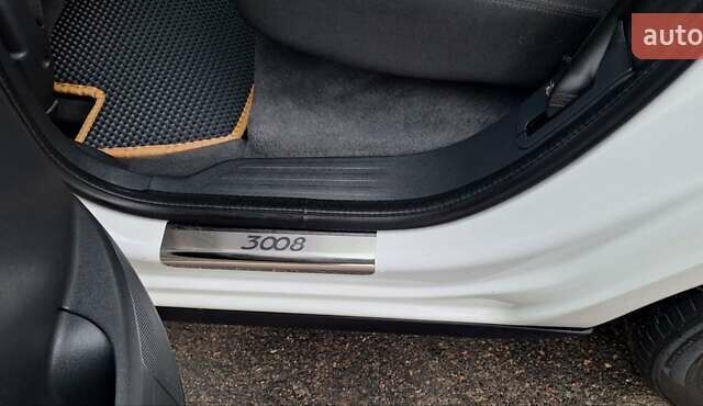 Белый Пежо 3008, объемом двигателя 1.6 л и пробегом 226 тыс. км за 8999 $, фото 58 на Automoto.ua