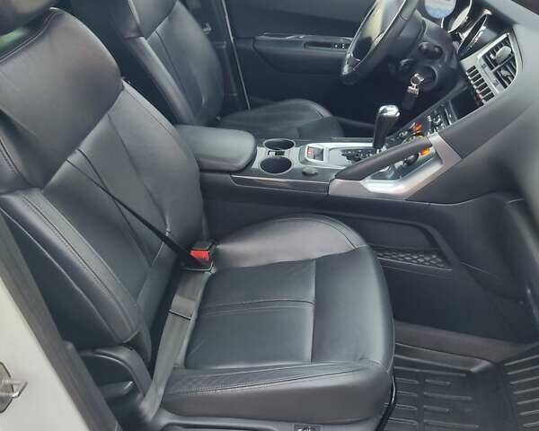 Белый Пежо 3008, объемом двигателя 2 л и пробегом 224 тыс. км за 10300 $, фото 31 на Automoto.ua