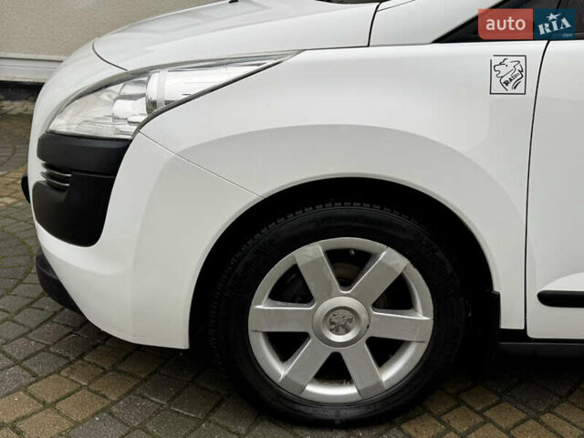 Білий Пежо 3008, об'ємом двигуна 1.6 л та пробігом 205 тис. км за 6750 $, фото 36 на Automoto.ua
