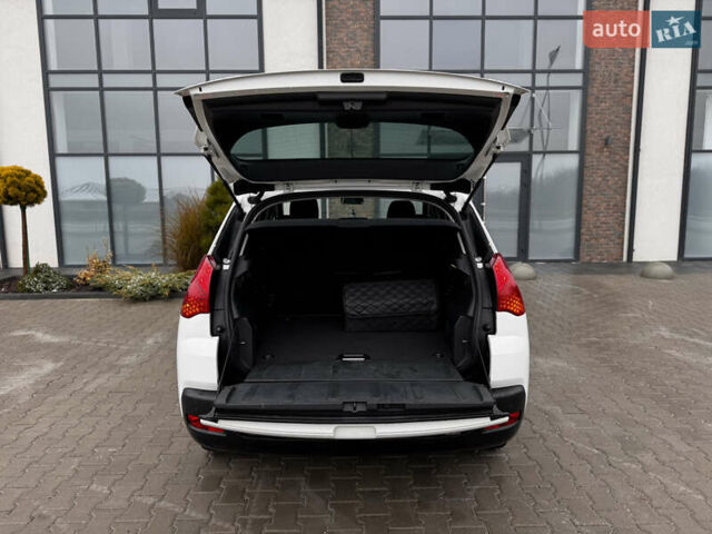 Белый Пежо 3008, объемом двигателя 1.6 л и пробегом 296 тыс. км за 7600 $, фото 19 на Automoto.ua