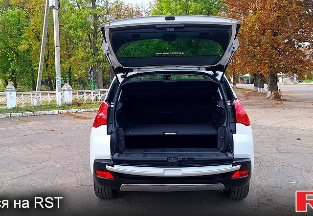 Білий Пежо 3008, об'ємом двигуна 2 л та пробігом 193 тис. км за 11900 $, фото 8 на Automoto.ua