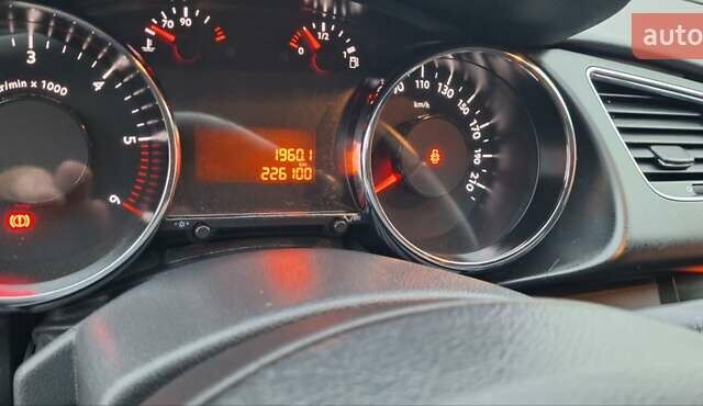 Белый Пежо 3008, объемом двигателя 1.6 л и пробегом 226 тыс. км за 8999 $, фото 42 на Automoto.ua