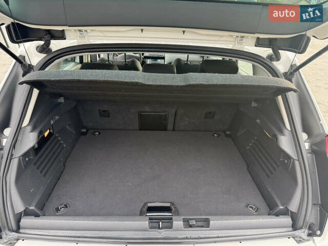 Білий Пежо 3008, об'ємом двигуна 1.6 л та пробігом 158 тис. км за 8350 $, фото 18 на Automoto.ua