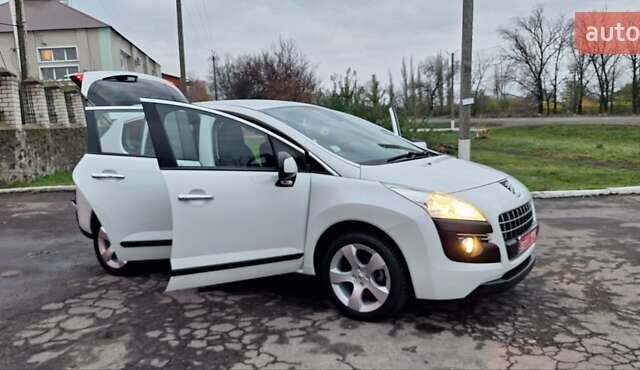 Белый Пежо 3008, объемом двигателя 1.6 л и пробегом 226 тыс. км за 8999 $, фото 92 на Automoto.ua