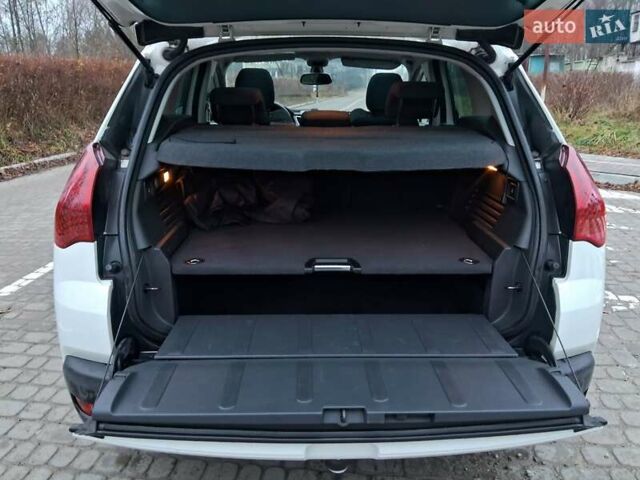 Білий Пежо 3008, об'ємом двигуна 1.6 л та пробігом 262 тис. км за 8299 $, фото 14 на Automoto.ua