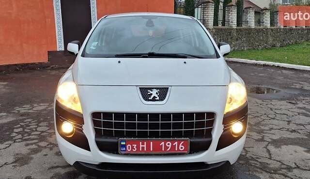 Белый Пежо 3008, объемом двигателя 1.6 л и пробегом 226 тыс. км за 8999 $, фото 101 на Automoto.ua