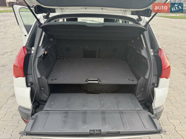 Білий Пежо 3008, об'ємом двигуна 1.6 л та пробігом 158 тис. км за 8350 $, фото 19 на Automoto.ua