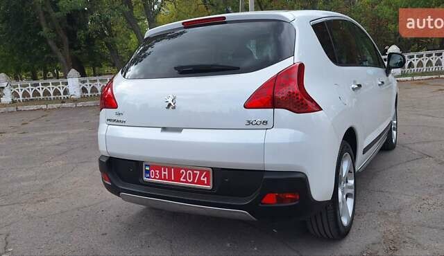 Білий Пежо 3008, об'ємом двигуна 2 л та пробігом 193 тис. км за 11900 $, фото 38 на Automoto.ua