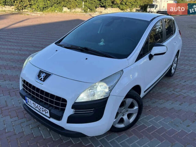 Белый Пежо 3008, объемом двигателя 1.6 л и пробегом 245 тыс. км за 8700 $, фото 1 на Automoto.ua