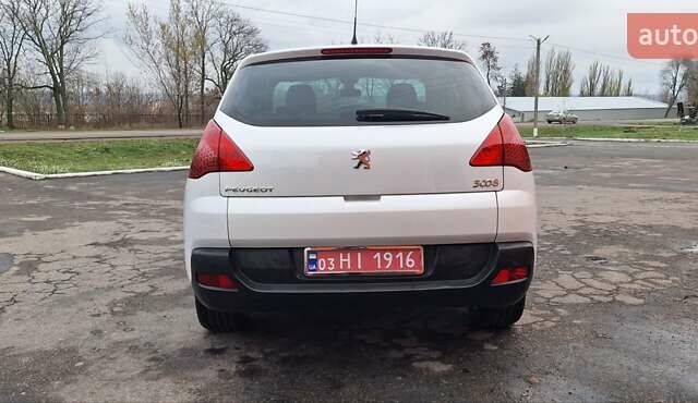 Белый Пежо 3008, объемом двигателя 1.6 л и пробегом 226 тыс. км за 8999 $, фото 7 на Automoto.ua