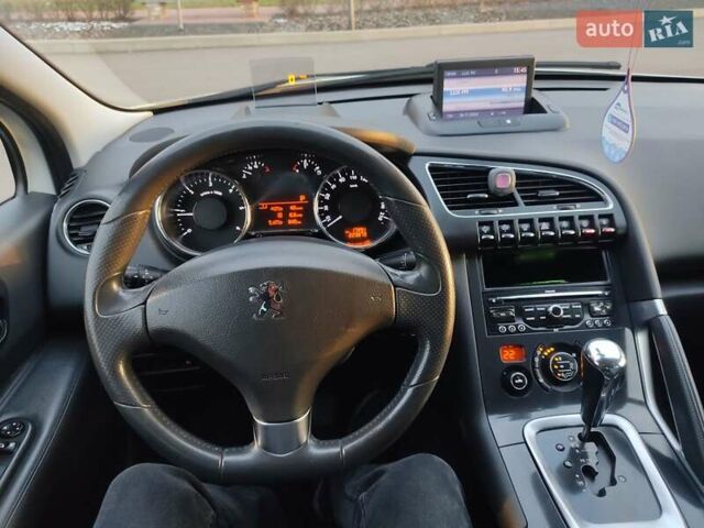 Белый Пежо 3008, объемом двигателя 2 л и пробегом 224 тыс. км за 10300 $, фото 25 на Automoto.ua