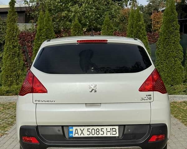 Білий Пежо 3008, об'ємом двигуна 1.56 л та пробігом 177 тис. км за 9800 $, фото 2 на Automoto.ua