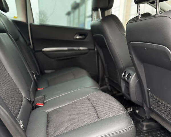 Белый Пежо 3008, объемом двигателя 1.6 л и пробегом 296 тыс. км за 7600 $, фото 45 на Automoto.ua