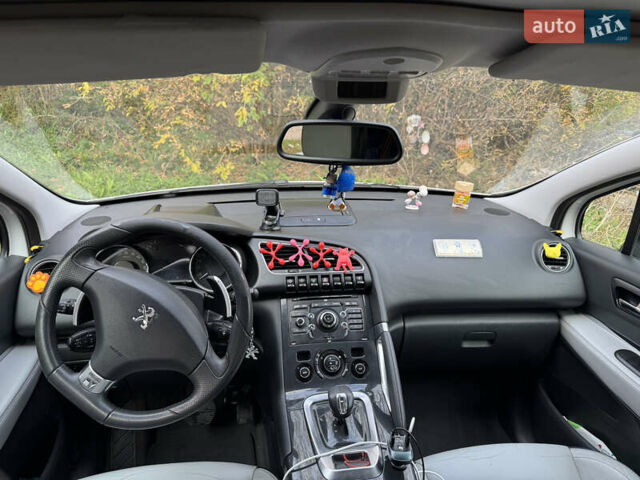 Білий Пежо 3008, об'ємом двигуна 2 л та пробігом 225 тис. км за 10200 $, фото 17 на Automoto.ua