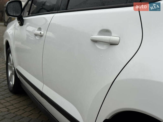 Білий Пежо 3008, об'ємом двигуна 1.6 л та пробігом 205 тис. км за 6750 $, фото 54 на Automoto.ua