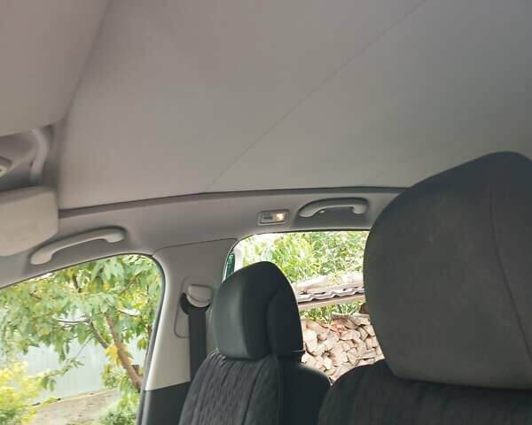 Білий Пежо 3008, об'ємом двигуна 1.56 л та пробігом 256 тис. км за 8300 $, фото 9 на Automoto.ua