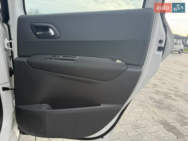 Білий Пежо 3008, об'ємом двигуна 1.6 л та пробігом 158 тис. км за 8350 $, фото 21 на Automoto.ua