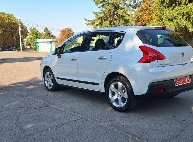 Белый Пежо 3008, объемом двигателя 0 л и пробегом 226 тыс. км за 9500 $, фото 7 на Automoto.ua