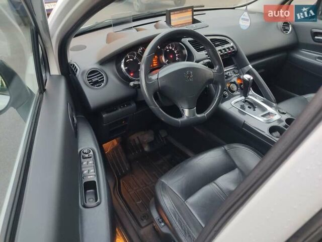 Белый Пежо 3008, объемом двигателя 2 л и пробегом 224 тыс. км за 10300 $, фото 2 на Automoto.ua