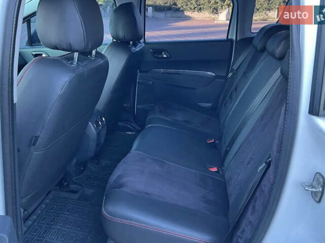 Белый Пежо 3008, объемом двигателя 1.6 л и пробегом 245 тыс. км за 8700 $, фото 13 на Automoto.ua