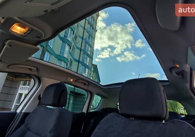 Белый Пежо 3008, объемом двигателя 1.56 л и пробегом 238 тыс. км за 8600 $, фото 8 на Automoto.ua