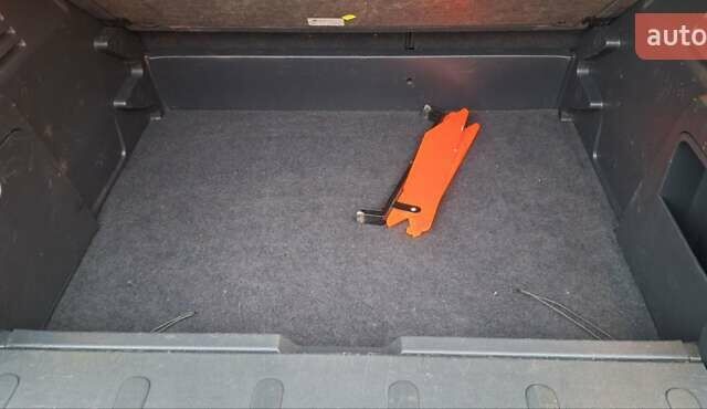 Белый Пежо 3008, объемом двигателя 1.6 л и пробегом 226 тыс. км за 8999 $, фото 25 на Automoto.ua