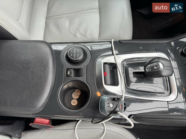 Білий Пежо 3008, об'ємом двигуна 2 л та пробігом 225 тис. км за 10200 $, фото 12 на Automoto.ua