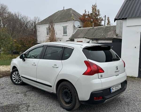 Белый Пежо 3008, объемом двигателя 2 л и пробегом 223 тыс. км за 12700 $, фото 19 на Automoto.ua