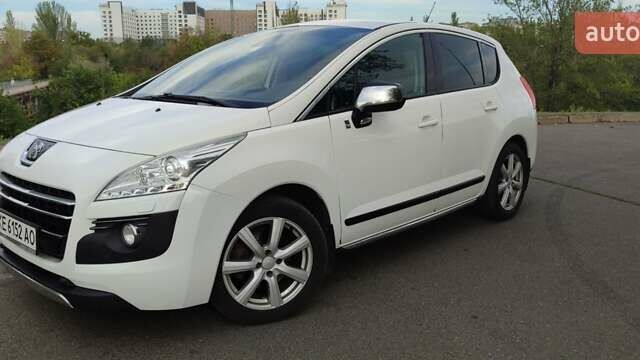 Белый Пежо 3008, объемом двигателя 2 л и пробегом 259 тыс. км за 10900 $, фото 5 на Automoto.ua